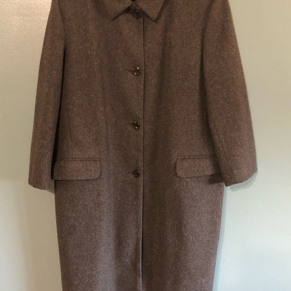 Classic Black Wool Single-Breasted Trench Coat